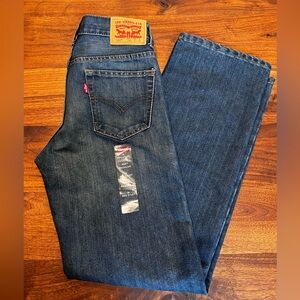 New with tags, Levi's 505 regular fit jeans.